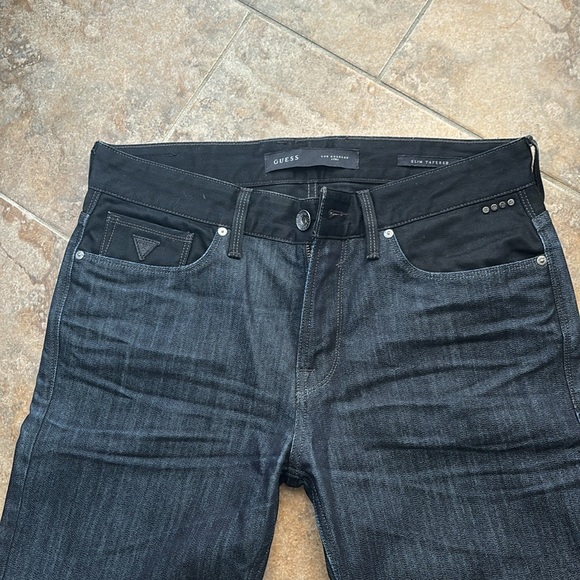 Guess Slim Tapered Jeans (33x33) - Picture 2 of 5